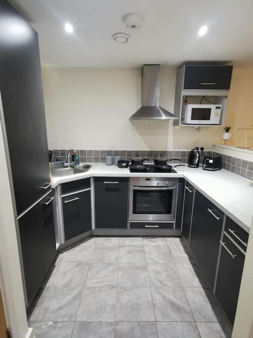Paramount City View Swindon Exterior foto